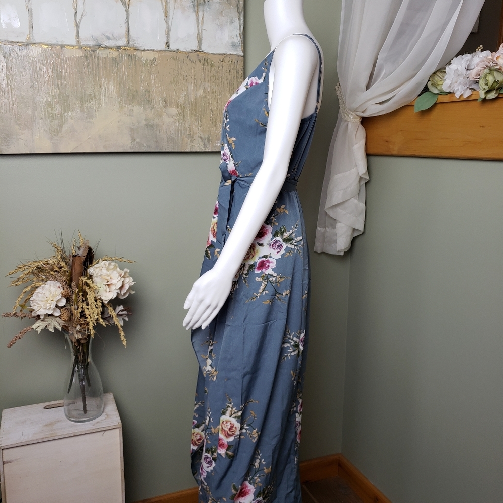 Floral Faux Wrap Dress - Picture 6 of 11